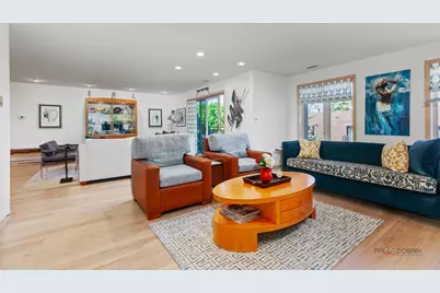 1000 Deerfield Road #303, Highland Park, IL 60035 - Photo 4