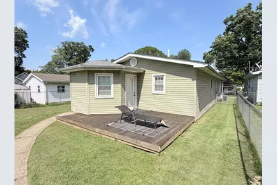 1103 S Hobson Street, Harrisburg, IL 62946 - Photo 8