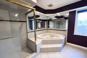 1131 E Grant Dr, Des Plaines, IL 60016 - Photo 18
