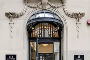 118 E Erie St, Chicago, IL 60611 - Photo 2