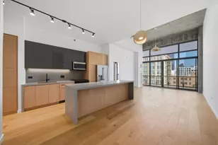 321 S Sangamon St, Chicago, IL 60607 - Photo 2