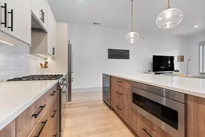 1548 W Ardmore Avenue #2F, Chicago, IL 60660 - Photo 8