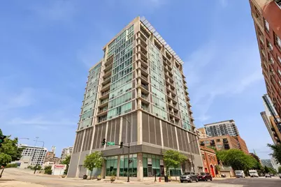 700 W Van Buren Street #1305, Chicago, IL 60607 - Photo 1