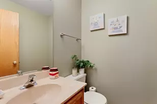 2306 Maple Ridge Dr, Plainfield, IL 60586 - Photo 10