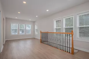 8504 S Baltimore Ave, Chicago, IL 60617 - Photo 4