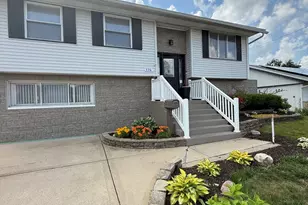 336 Hemlock Ave, Romeoville, IL 60446 - Photo 2
