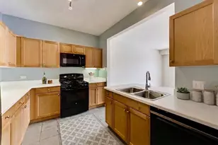 2951 Central St, Evanston, IL 60201 - Photo 4