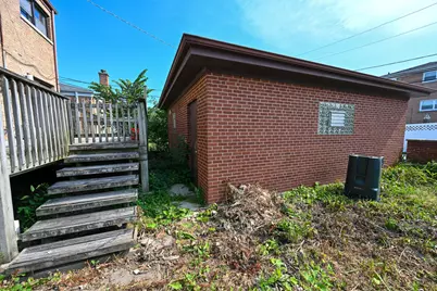 8425 Christiana Avenue, Skokie, IL 60076 - Photo 18