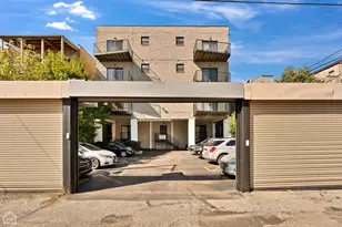 4237 S Calumet Ave, Chicago, IL 60653 - Photo 22