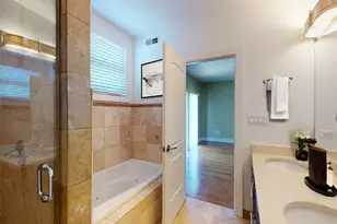 4237 S Calumet Ave, Chicago, IL 60653 - Photo 16