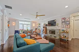 927 W Agatite Ave, Chicago, IL 60640 - Photo 4