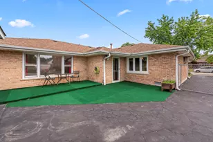 6940 Olympic Dr, Bridgeview, IL 60455 - Photo 26