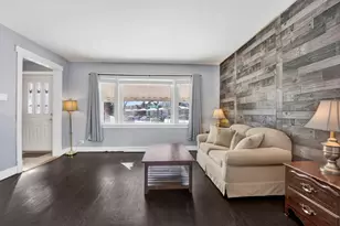5942 W Thorndale Ave, Chicago, IL 60646 - Photo 2