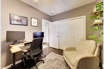 3250 N Damen Avenue #2, Chicago, IL 60618 - Photo 18