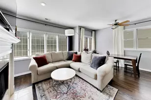 3250 N Damen Ave, Chicago, IL 60618 - Photo 4