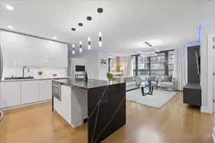 630 N State St, Chicago, IL 60654 - Photo 6