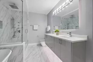 630 N State St, Chicago, IL 60654 - Photo 24