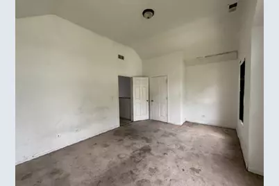 11031 S Mackinaw Avenue, Chicago, IL 60617 - Photo 6