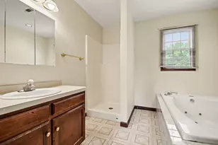 1207 David A Barry Dr, Shorewood, IL 60404 - Photo 16