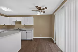 1371 Andover Dr, Aurora, IL 60504 - Photo 14