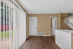 1371 Andover Dr, Aurora, IL 60504 - Photo 12