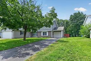 1371 Andover Dr, Aurora, IL 60504 - Photo 2