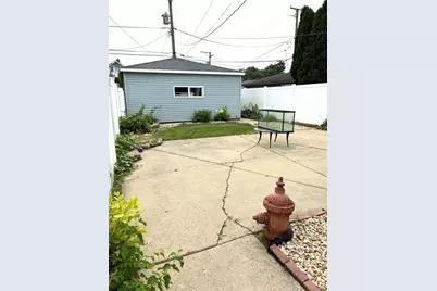 1515 N 19th Avenue, Melrose Park, IL 60160 - Photo 4