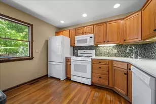 1846 Allen Ln, Saint Charles, IL 60174 - Photo 14