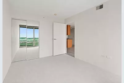 9715 Woods Drive #1505, Skokie, IL 60077 - Photo 12