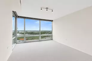9715 Woods Dr, Skokie, IL 60077 - Photo 22