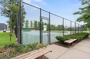 9715 Woods Dr, Skokie, IL 60077 - Photo 34