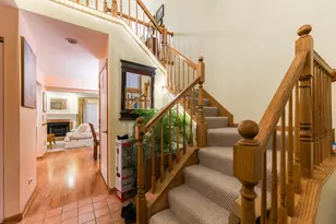 337 Kresswood Dr, West Chicago, IL 60185 - Photo 4