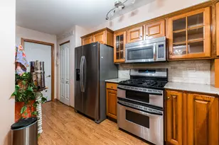 337 Kresswood Dr, West Chicago, IL 60185 - Photo 10