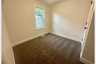 481 N Cottage Avenue, Kankakee, IL 60901 - Photo 4