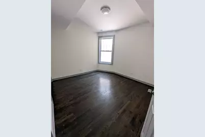 7953 S Essex Avenue #2, Chicago, IL 60617 - Photo 4