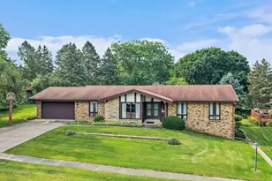 318 Laurel Ln, Dekalb, IL 60115 - Photo 32