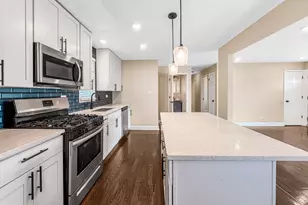 7241 Beloit Ave, Bridgeview, IL 60455 - Photo 4