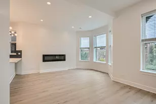 3509 N Sheffield Ave, Chicago, IL 60657 - Photo 2