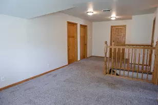 224 N Maple St, Gilman, IL 60938 - Photo 14