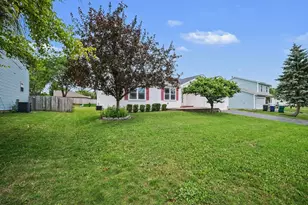 3512 Portsmouth Dr, Zion, IL 60099 - Photo 1