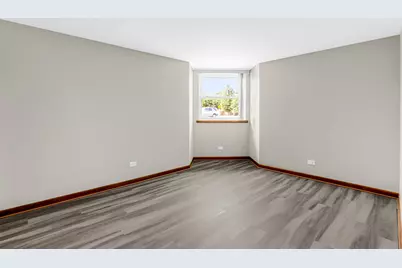 7101 W Foster Place #B, Chicago, IL 60656 - Photo 8