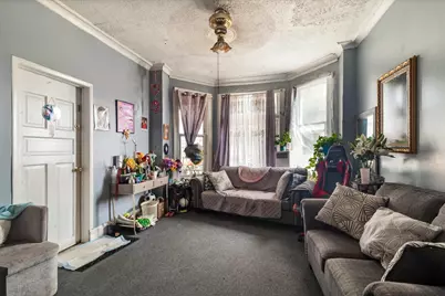 1922 N Central Park Avenue, Chicago, IL 60647 - Photo 4