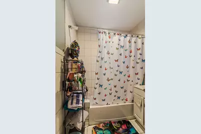 1922 N Central Park Avenue, Chicago, IL 60647 - Photo 6