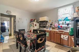 1922 N Central Park Ave, Chicago, IL 60647 - Photo 2