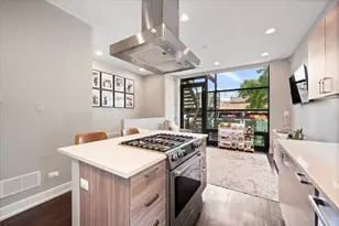 1349 N Leavitt St, Chicago, IL 60622 - Photo 10