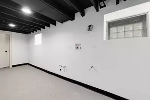 10205 S Yale Ave, Chicago, IL 60628 - Photo 22
