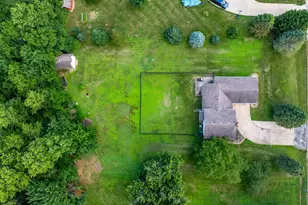 25 Woodcrest Dr, Geneseo, IL 61254 - Photo 42