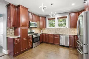 5800 W Giddings St, Chicago, IL 60630 - Photo 10