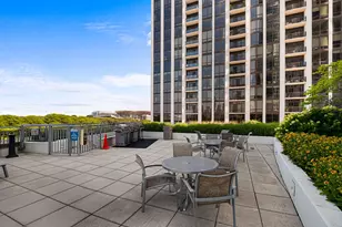 1235 S Prairie Ave, Chicago, IL 60605 - Photo 36