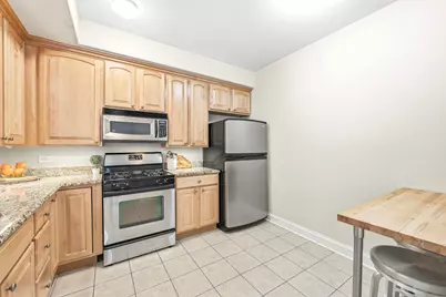 543 N Hough Street #104, Barrington, IL 60010 - Photo 14
